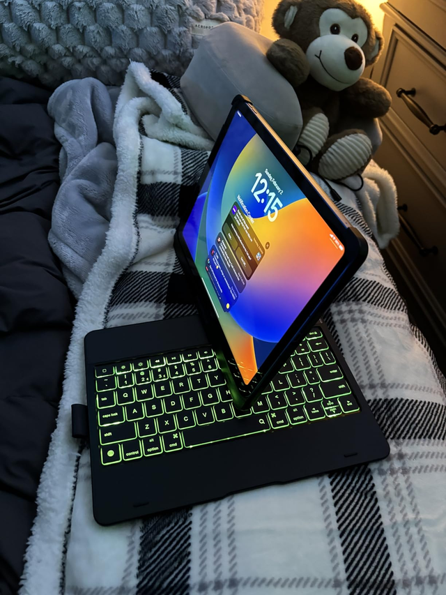Flexbook 360° Rotating Keyboard Case for iPad 10th Gen